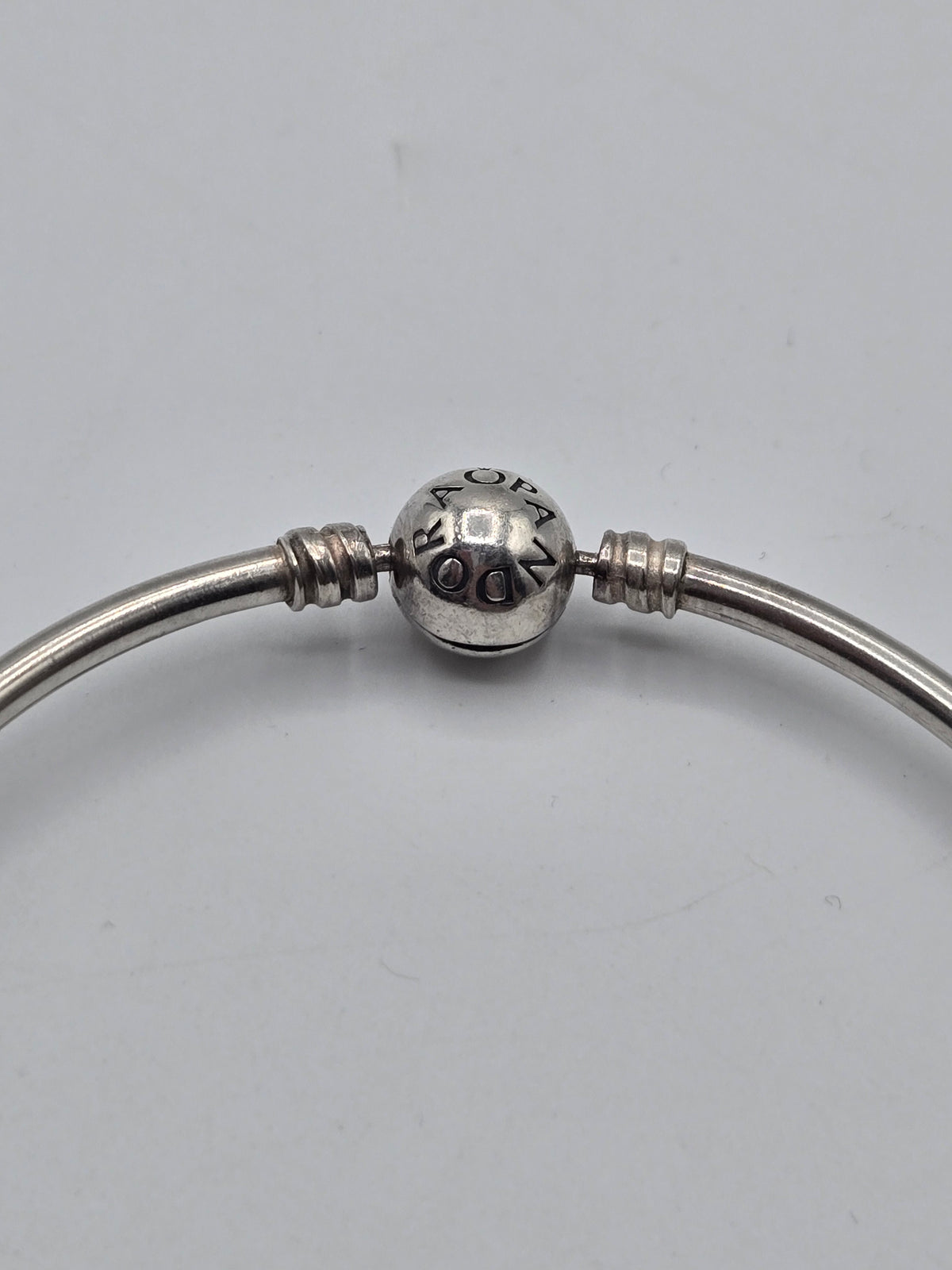 Pandora Moments Silver Bangle (64mm)