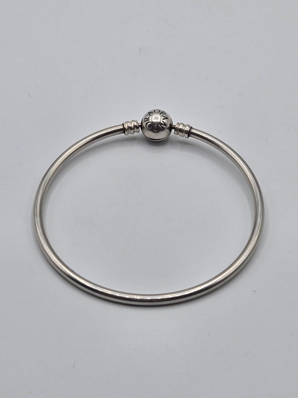 Preloved Pandora Moments Silver Bangle 59mm, S925 ALE sterling silver