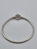 Preloved Pandora Moments Snowflake Clasp Bangle 59mm, S925 ALE sterling silver