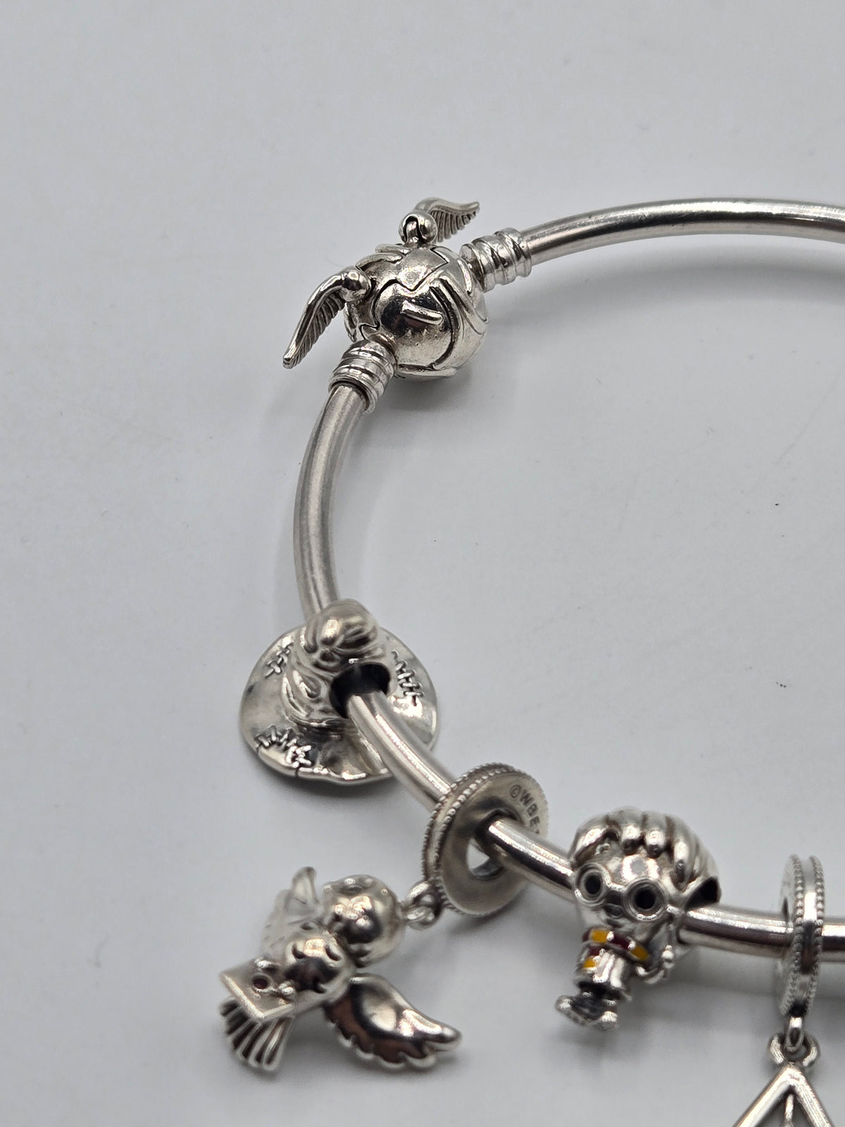 Pandora Harry Potter Golden Snitch Bangle with 7 Charms (70mm)