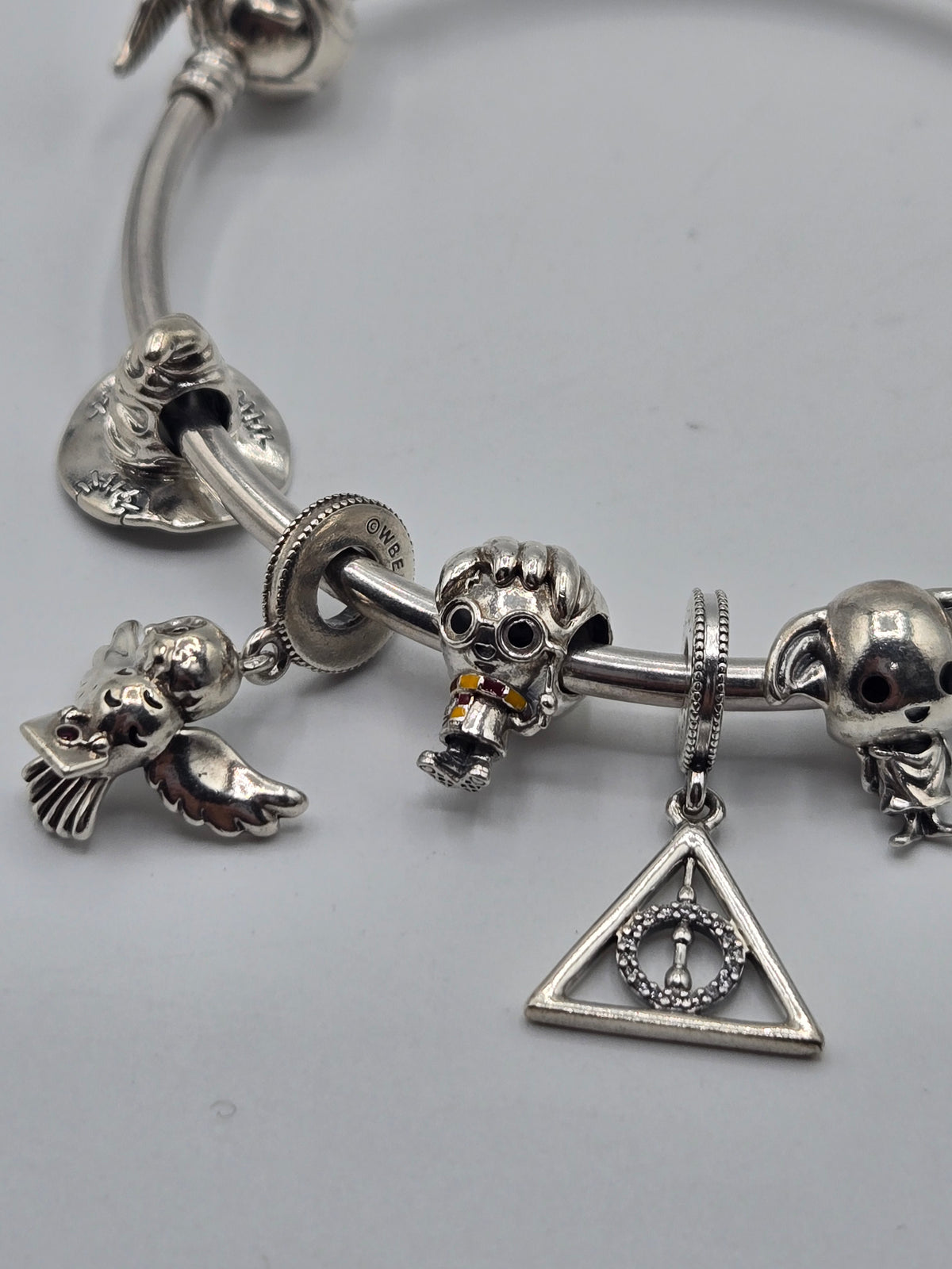 Pandora Harry Potter Golden Snitch Bangle with 7 Charms (70mm)