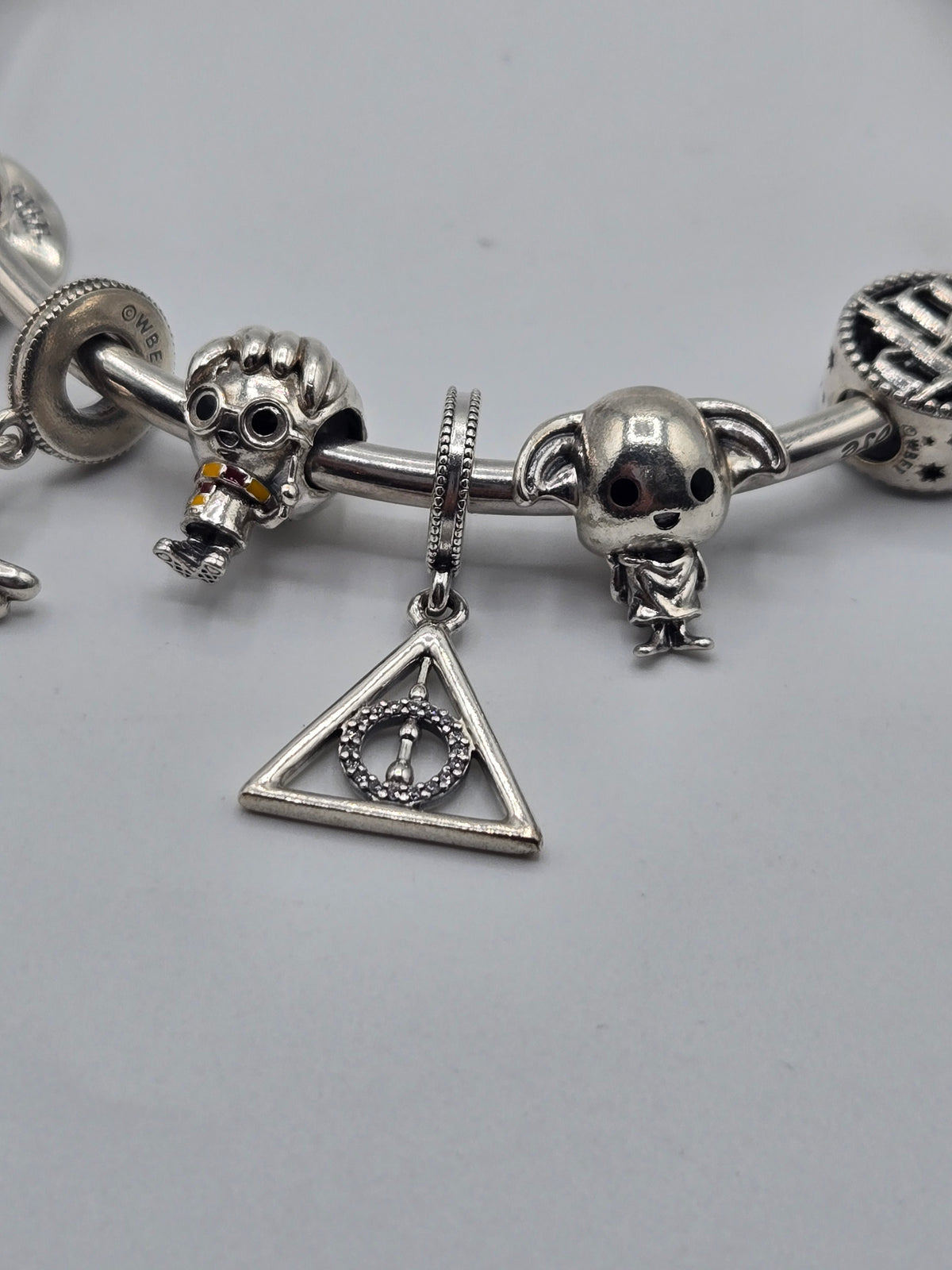 Pandora Harry Potter Golden Snitch Bangle with 7 Charms (70mm)