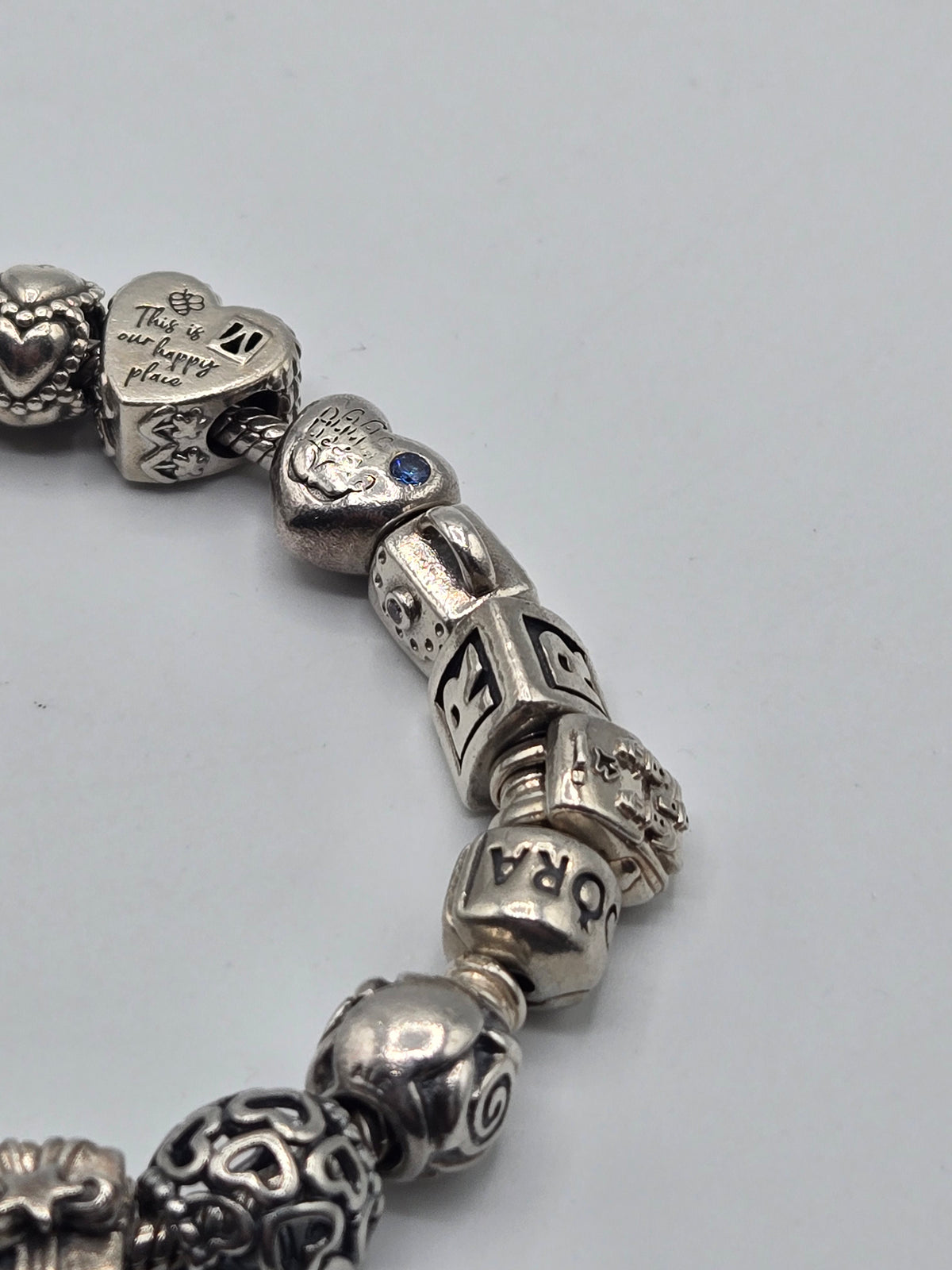 Pandora Bracelet with 19 Charms (21cm)
