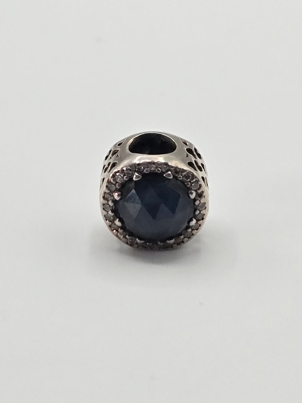 Preloved Pandora Midnight Blue Radiant Hearts Charm, S925 ALE sterling silver